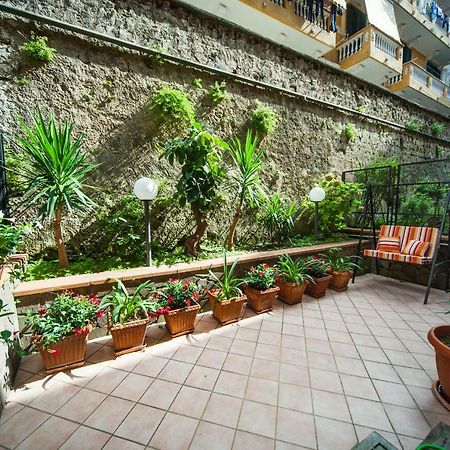 Divina Costa Salerno Exterior foto