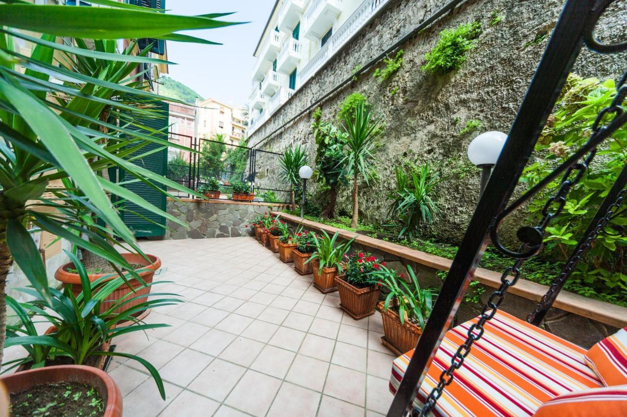 Divina Costa Salerno Exterior foto
